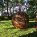 Lune de jardin : sphère 120cm de diamètre: 1500€